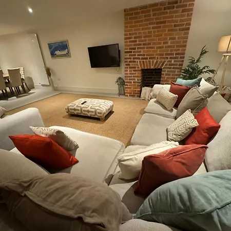 The Jade - The Jewellery Suites, 3 Bed 3 Bath Apartamento