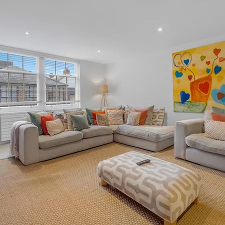 The Jade - The Jewellery Suites, 3 Bed 3 Bath * Birmingam