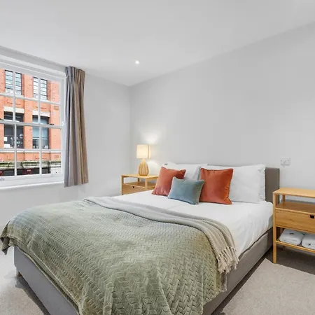 Apartamento The Jade - The Jewellery Suites, 3 Bed 3 Bath Birmingam