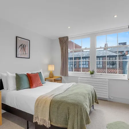 The Jade - The Jewellery Suites, 3 Bed 3 Bath Apartamento